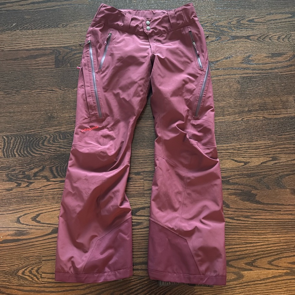 Womens Patagonia ski pants, burgundy, red, purple, size XS - Goretex Recco